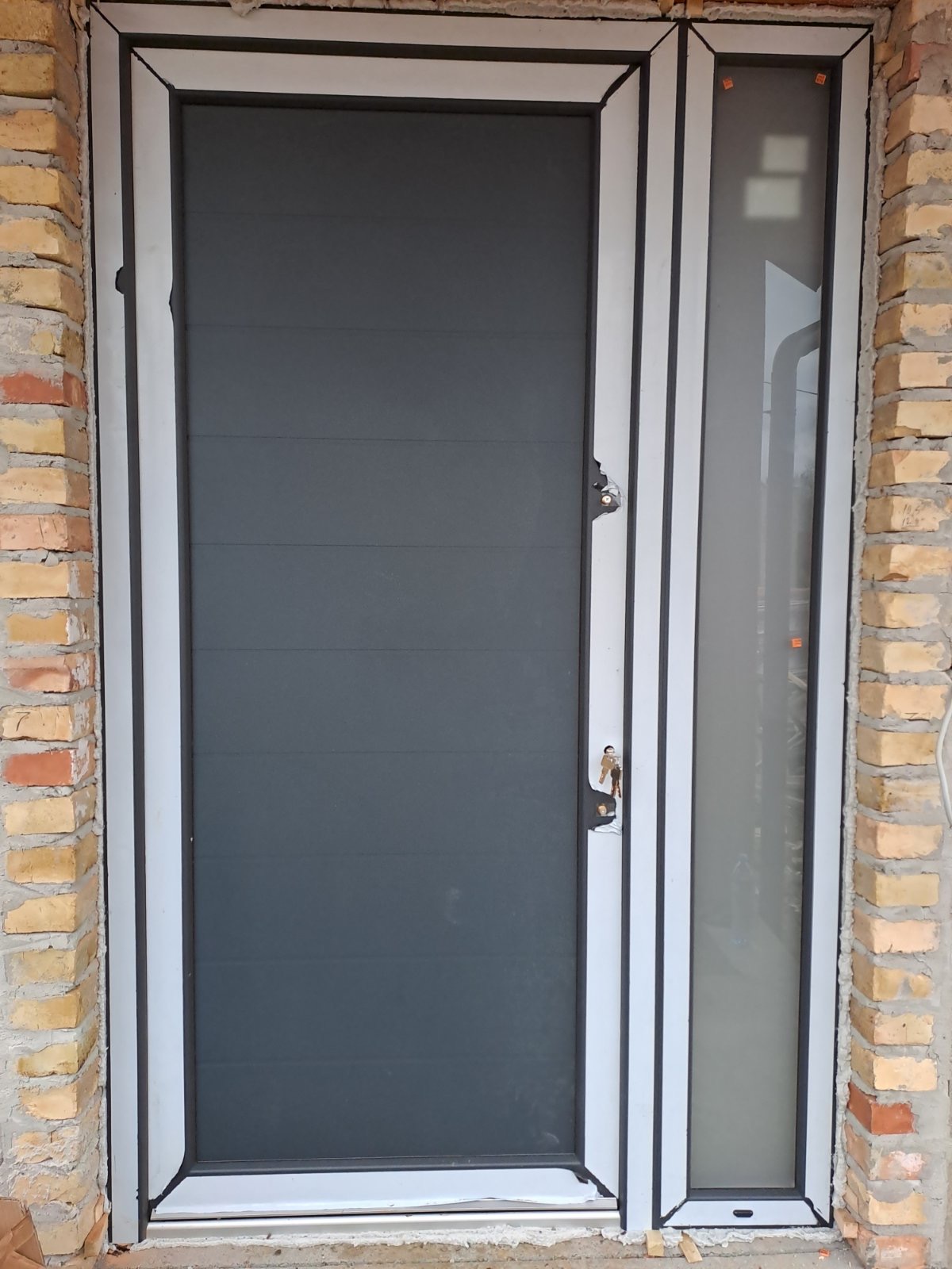 Roletne i komarnici na kući